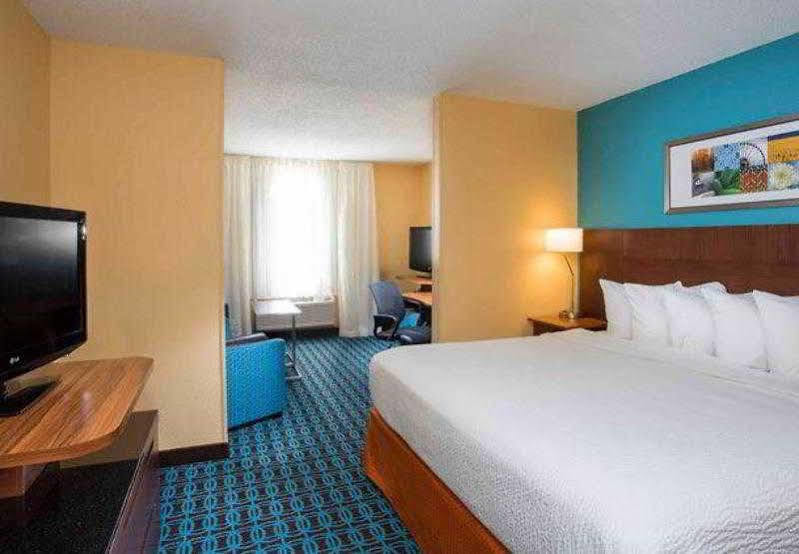 Fairfield Inn & Suites Springfield Buitenkant foto